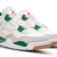 Nike SB x Air Jordan 4 Retro 'Pine Green'