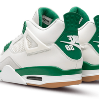 Nike SB x Air Jordan 4 Retro 'Pine Green'